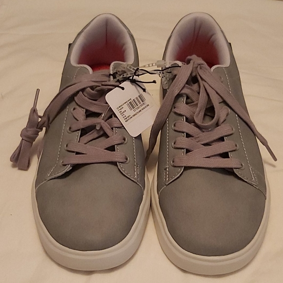 Speedo Other - Mens Size 8 Grey Speedo Sneakers